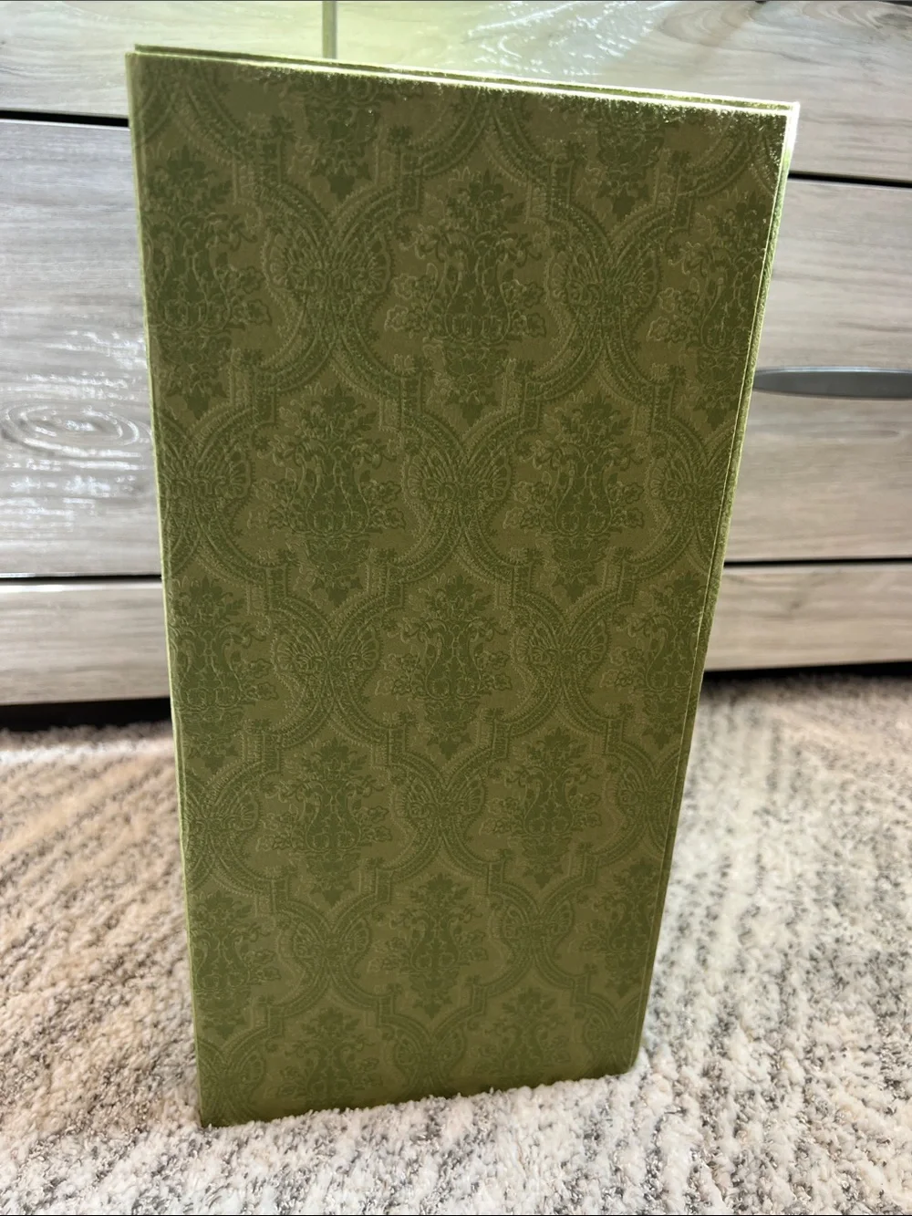 Gucci Green Patterned Magnetic Gift Box